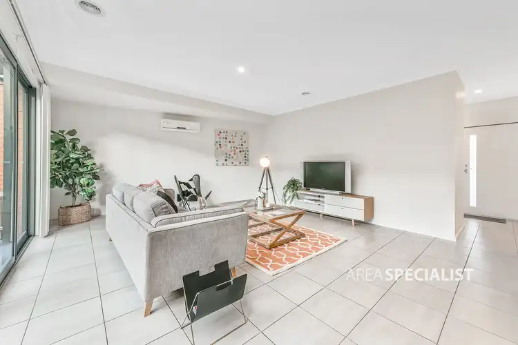 Sixth view of Homely house listing, 2 Jacaranda Street, Doveton VIC 3177