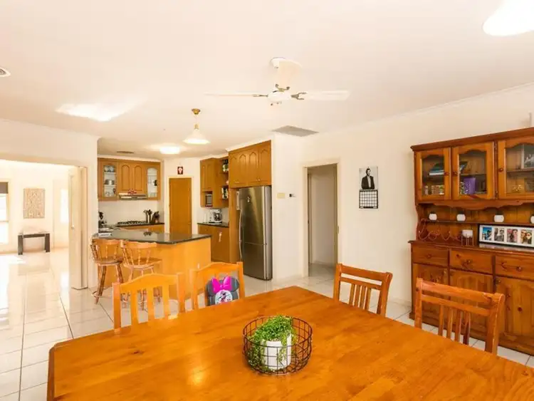 Fifth view of Homely house listing, 7 Harmony Drive, Mildura VIC 3500
