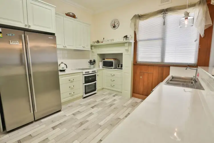 Seventh view of Homely house listing, 5 Desroy Avenue, Mildura VIC 3500