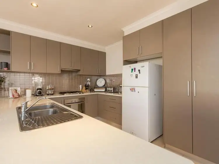 Fifth view of Homely house listing, 12 Anne Cox Drive, Red Cliffs VIC 3496