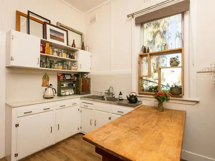 Fifth view of Homely house listing, 164 Walnut Avenue, Mildura VIC 3500