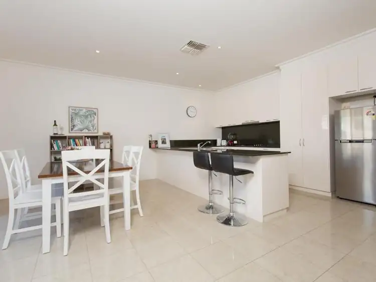 Fourth view of Homely townhouse listing, 11 Rosemont Avenue, Mildura VIC 3500