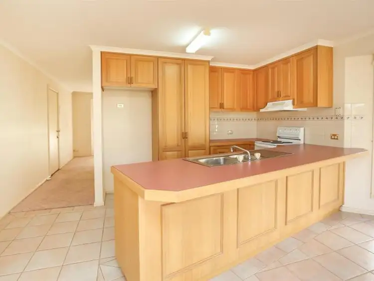 Fifth view of Homely townhouse listing, 2/299 Cureton Avenue, Mildura VIC 3500