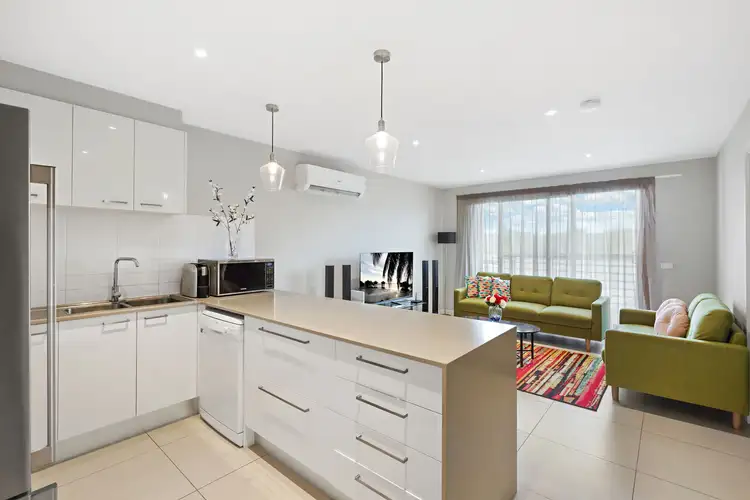 304/296 Mt Dandenong Road, Croydon VIC 3136