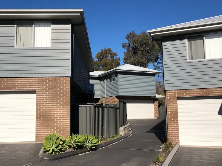 3/9A King Street