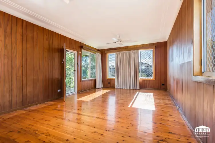 Fifth view of Homely house listing, 10 Merleview Street, Belmont NSW 2280