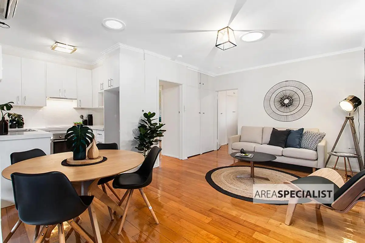 Main view of Homely unit listing, 10/34-35 Nepean Highway, Aspendale VIC 3195