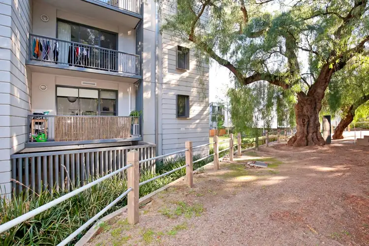 106/84 Altona Street, Kensington VIC 3031
