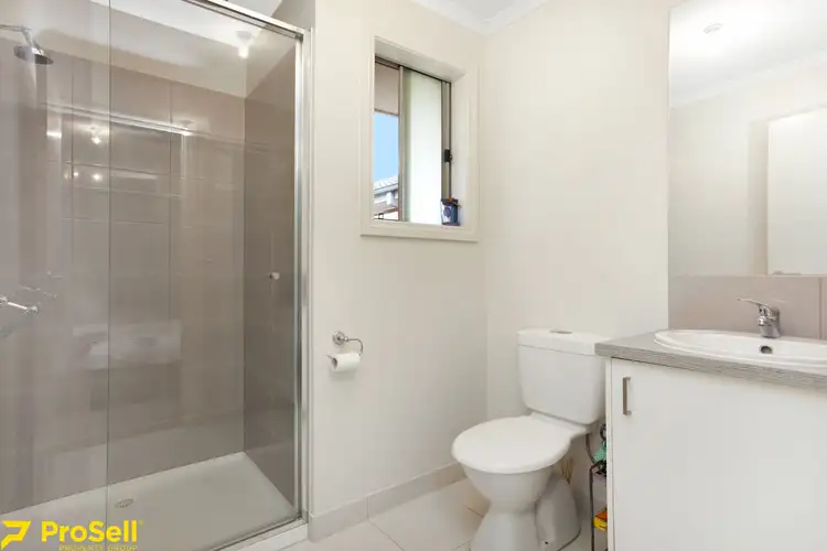 Third view of Homely unit listing, 5/7 Osborn Grove, Pakenham VIC 3810