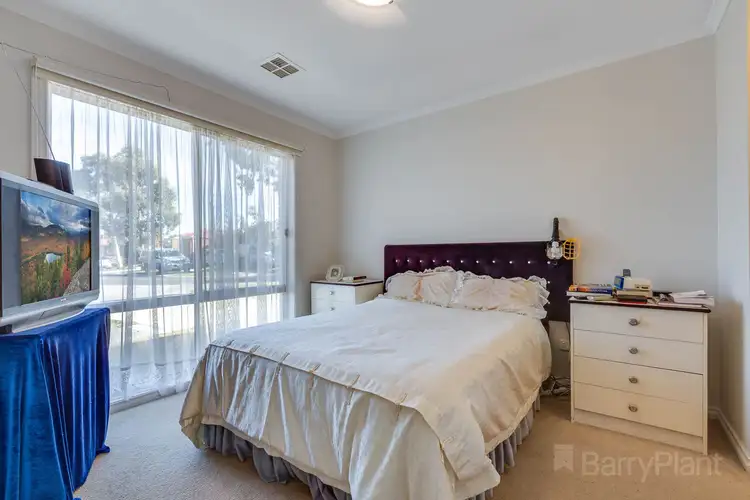 Fifth view of Homely house listing, 64 Murdoch Court, Sunbury VIC 3429