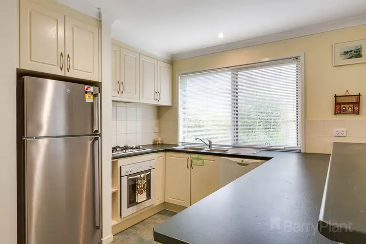 Fourth view of Homely unit listing, 2/11 Martens Court, Sunbury VIC 3429