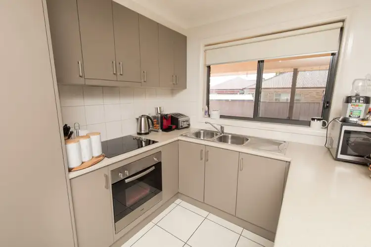 Seventh view of Homely townhouse listing, 2a Crown Court, Mildura VIC 3500