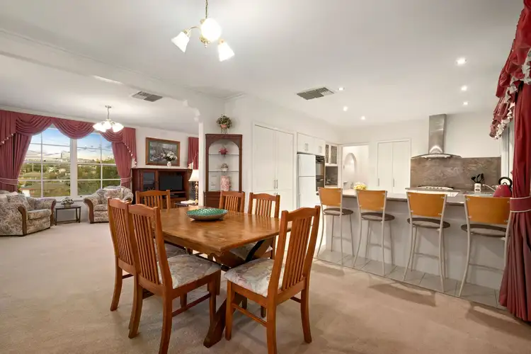 4 Diosma Court, Doncaster VIC 3108