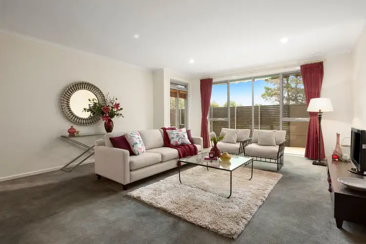 3/3-4 Sovereign Point Court, Doncaster VIC 3108
