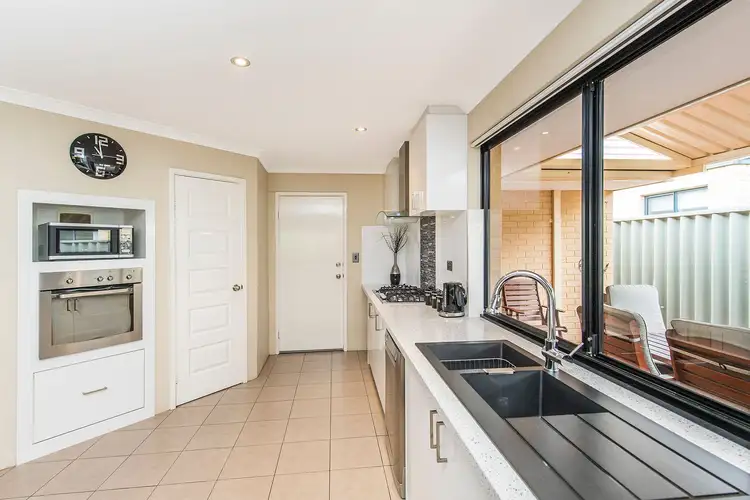 Sixth view of Homely house listing, 10 Beacon Way, Singleton WA 6175