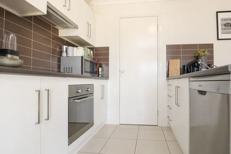 Fifth view of Homely house listing, 16 Philippa Crescent, Mildura VIC 3500