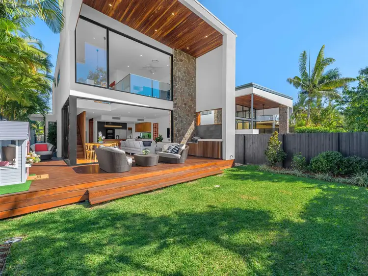Second view of Homely house listing, 29 Mcdonald Street, Hawthorne QLD 4171