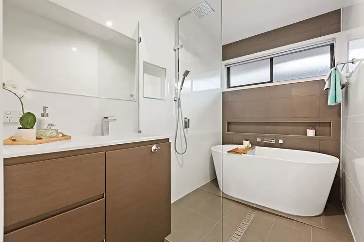 Sixth view of Homely house listing, 7 Glen Dhu Road, Kilsyth VIC 3137