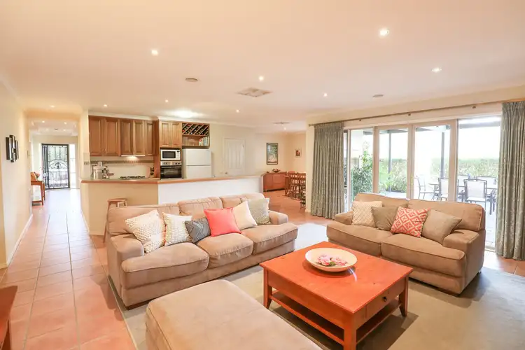 Sixth view of Homely house listing, 7 Cambridge Terrace, Mildura VIC 3500