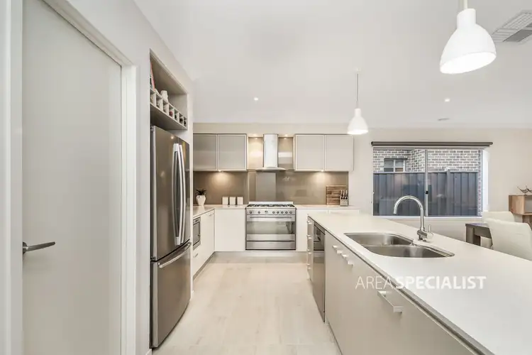 Sixth view of Homely house listing, 40 Lemon Grove, Cranbourne West VIC 3977