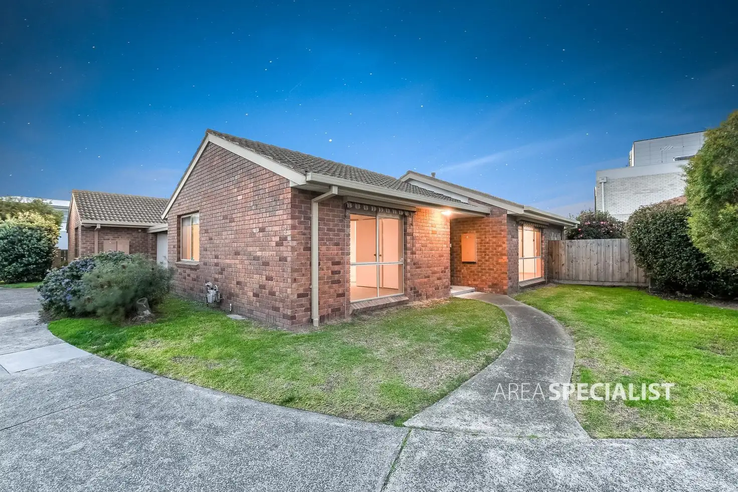 Main view of Homely unit listing, 3/127 Kinross Avenue, Edithvale VIC 3196