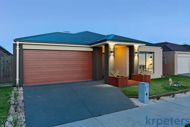17 Lexington Crescent, Officer VIC 3809