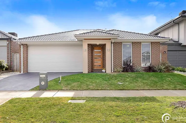 13 Macreadie Drive, Berwick VIC 3806
