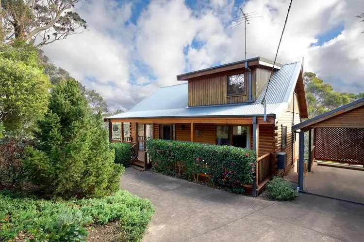 27 Dalrymple Avenue, Wentworth Falls NSW 2782