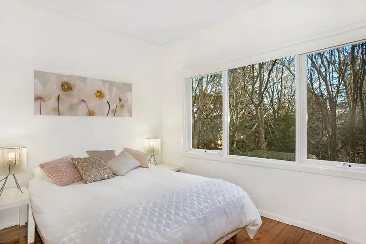 Fifth view of Homely house listing, 1 Kensett Avenue, Leura NSW 2780