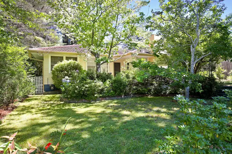 21 Gordon Road, Leura NSW 2780