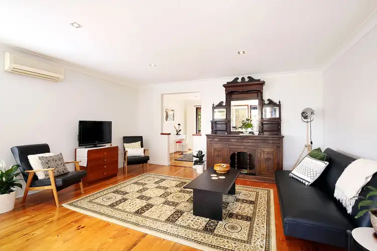 Second view of Homely townhouse listing, 4/17 Jersey Avenue, Leura NSW 2780