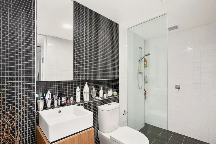 Sixth view of Homely apartment listing, 2104/152 Sturt Street, Southbank VIC 3006