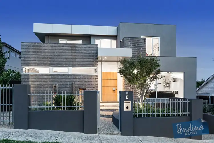 5 Rita Street, Aberfeldie VIC 3040