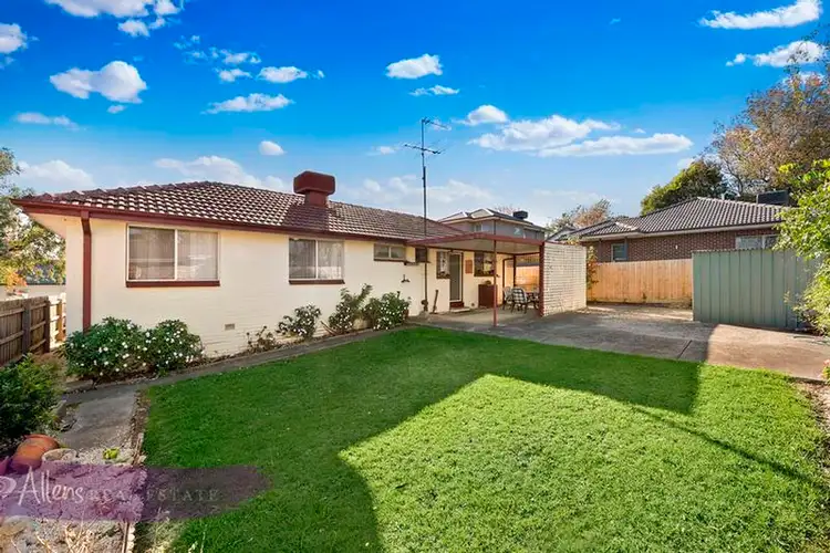 62 Faraday Road, Croydon South VIC 3136