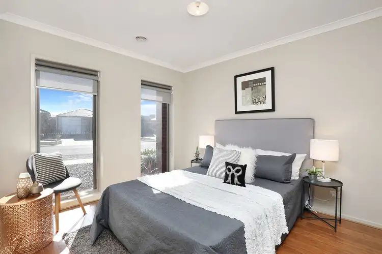 Fifth view of Homely house listing, 31 Annecy Boulevard, Plumpton VIC 3335