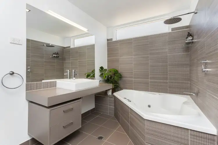 Fifth view of Homely apartment listing, 4/13 Mitchell Street, Bendigo VIC 3550