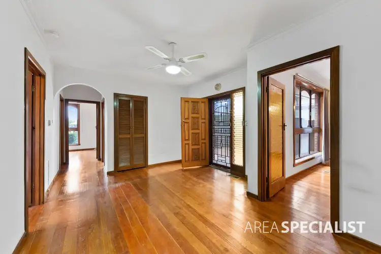 Fourth view of Homely house listing, 7 Highcombe Crescent, St Albans VIC 3021