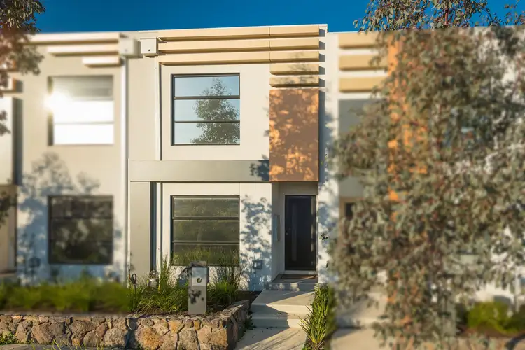 4 Lemnos Walk, Greenvale VIC 3059