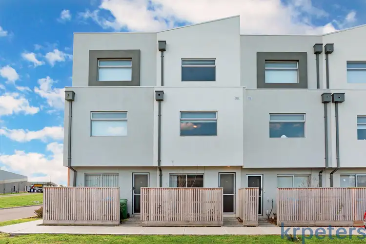 10 Downhelm Road, Cranbourne North VIC 3977