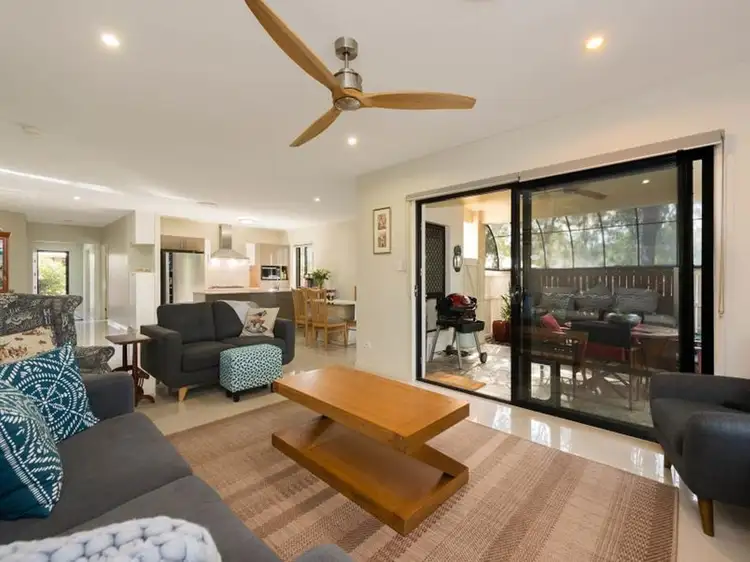 24 Sandi Street, Oxley QLD 4075