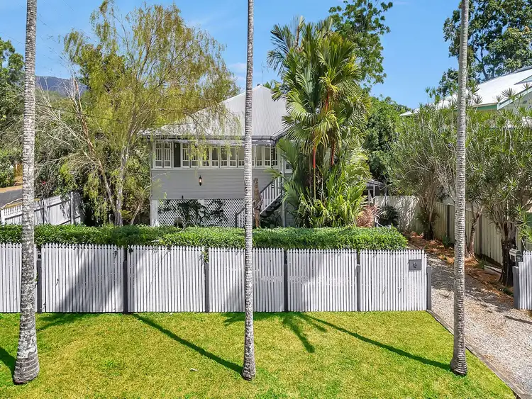 18 Dalziel Street, Stratford QLD 4870