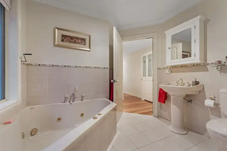 Seventh view of Homely house listing, 20 Rylandes Drive, Gladstone Park VIC 3043