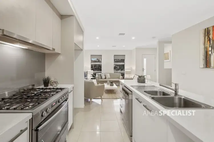 Fifth view of Homely townhouse listing, 6 Linden Drive, Keysborough VIC 3173