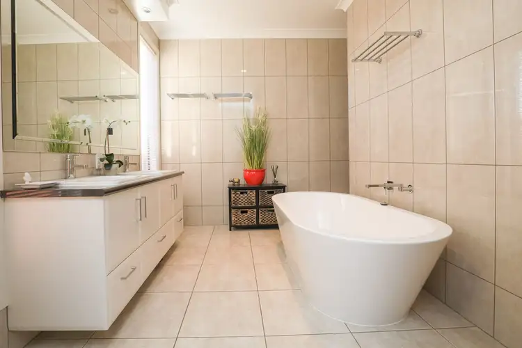Seventh view of Homely house listing, 9 Dean Court, Mildura VIC 3500