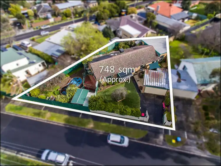 66 Laura Road, Knoxfield VIC 3180