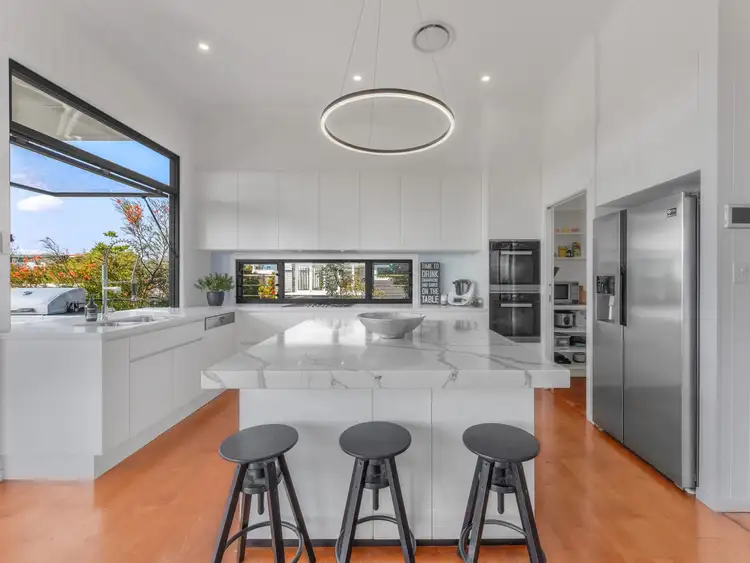 47 Pine Street, Bulimba QLD 4171