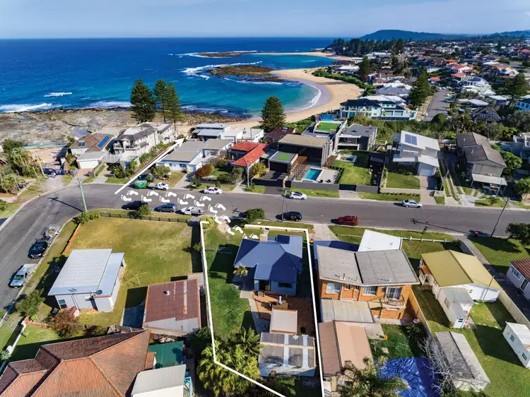 Main view of Homely house listing, 123 Ocean Parade, Blue Bay NSW 2261