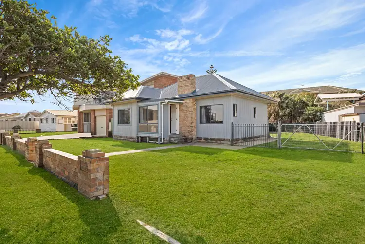 Second view of Homely house listing, 123 Ocean Parade, Blue Bay NSW 2261