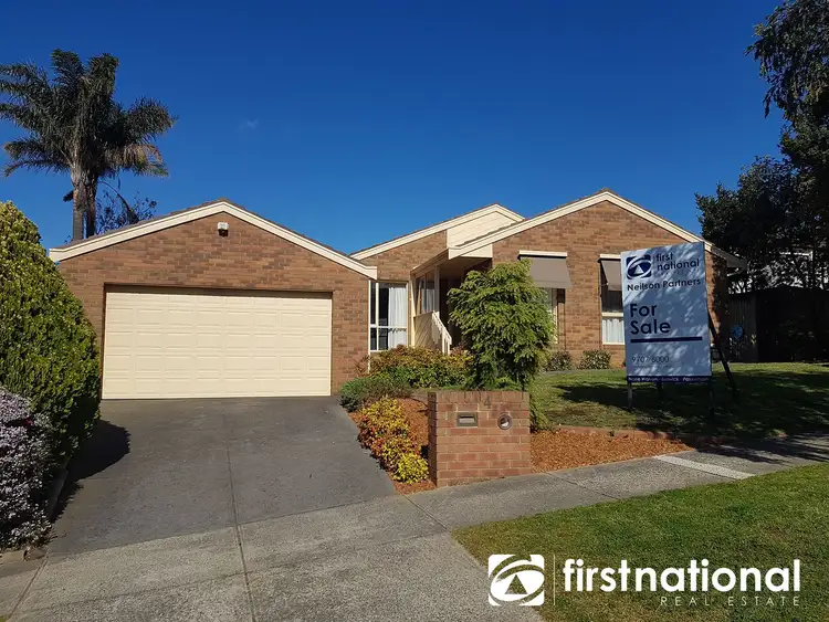 4 Avebury Drive, Berwick VIC 3806