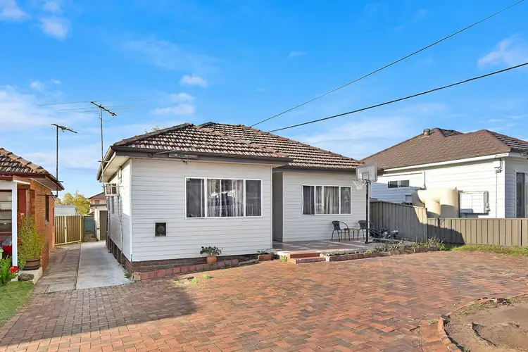 30 Amesbury Avenue, Sefton NSW 2162